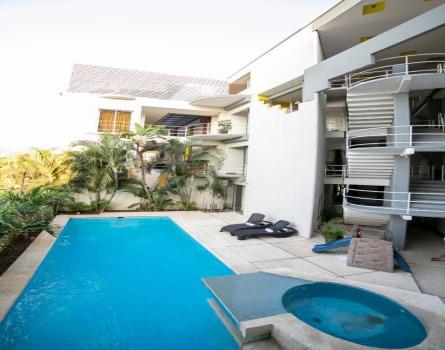 Rs Suites