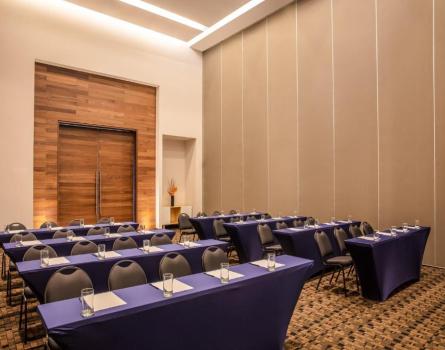 Fiesta Inn Fashion Mall