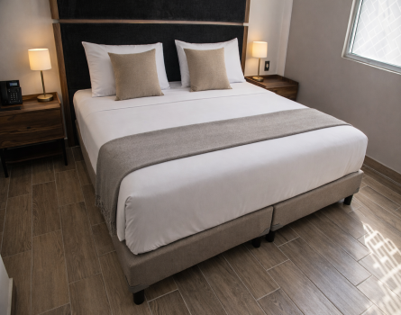 Habitación con cama King