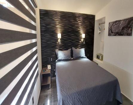 JR SUITE